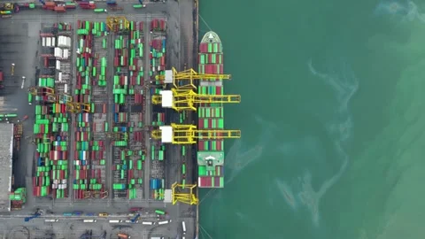 4k Time lapse Aerial view container ship carrying container shipping and Cargo Stock-Footage 336270090