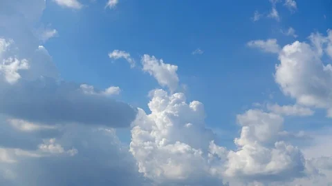 4K. time lapse of beautiful blue sky and white cloud with sunlight Stock Footage 117834670