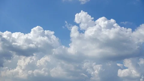 4K. time lapse of beautiful blue sky and white cloud with sunlight Stock Footage 117834707
