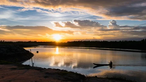 4K Time lapse, beautiful sky,Timelapse Evening sky Video stock 157035802