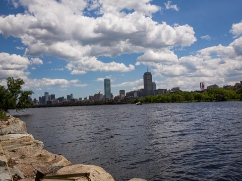 4K Time Lapse of Boston Skyline Over Charles River Vídeo Stock 76313793