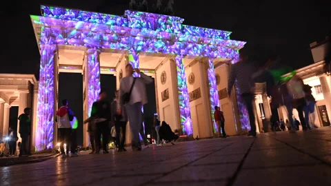 4K time-lapse. at brandenburg gate, Berlin, Germany Vidéo 160975080