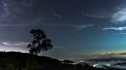 4K time lapse  Bukit Lokub Startrail. Video stock 52496057