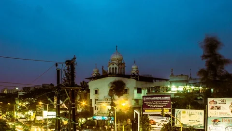 4K Time Lapse Of A Busy Traffic Junction In Mumbai At Night Video stock 92909456