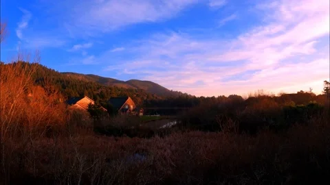 4k time-lapse of a cabin at sunset Stock-Footage 235028802