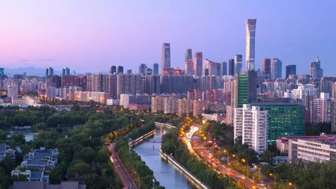 4K Time-lapse, cityscape view with car traffic flow at riverbank, Beijing, China Stockbeeldmateriaal 245006169