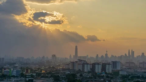 4K Time lapse of cloudy sunset over downtown Kuala Lumpur, Malaysia. Zoom In 스톡 동영상 104741826