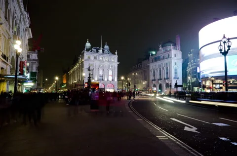 4k Time lapse of a crowded square, Piccadilly Circus, London Stock-Footage 47860504