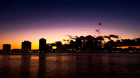 4K Time-lapse of Dusk over New Orleans Skyline Stock Footage 219345650