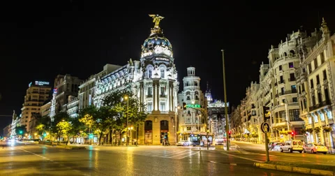 4K Time lapse of the Edificio Metropolis, Madrid, Spain 库存影片 39301229