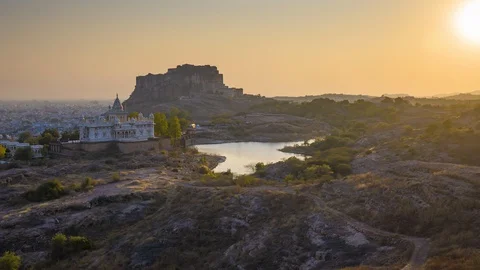 4K Time lapse of Jaswant Thada and Mehrangarh Fort Stock Footage 128510370