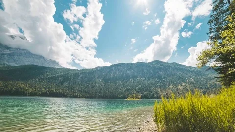 4K time lapse lake Eibsee with a view over the Zugspitze in Germany Stock Footage 85092550