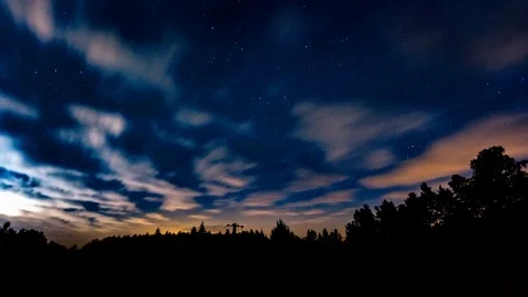 4k time lapse landscape of starry sky over forest Stock Footage 80046695