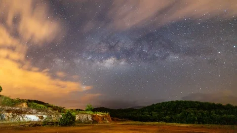 4K Time lapse of milky way Stock Footage 125250539