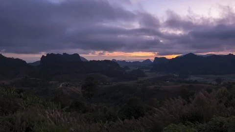 4K Time lapse of Mountain and cloud  in morning Video stock 122819106