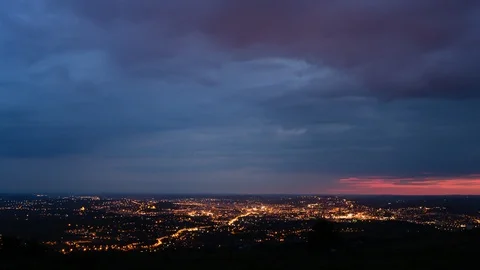 4K Time lapse night generic cityscape, Iasi, Romania. Vídeo Stock 108856300