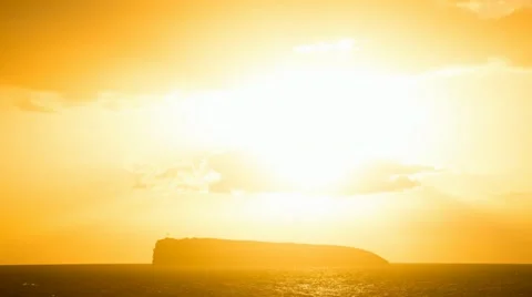 4k Time-lapse Photography sunset of Molokini Hawaii Stock-Footage 18010688