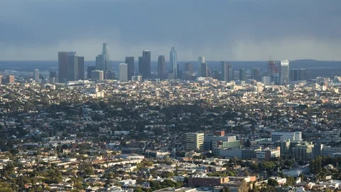 4K time lapse of rain clouds above the Los Angeles city skyline in the afternoon 스톡 동영상 86138974