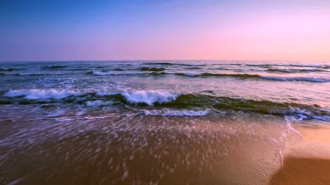 4k time lapse with sea shore with fast moving waves. 库存影片 154765564