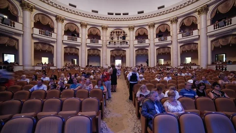 4k Time Lapse Of Spectators Taking Their Seats Before the concert Stock-Footage 87265853