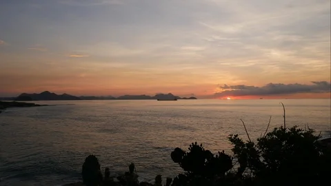 4K Time Lapse of sun rise in Rio de Janeiro. Stock Footage 86809252