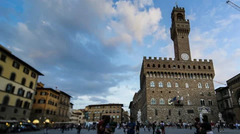 4K time-lapse of sunset at the Palazzo Vecchio in Florence, Italy. Stock Footage 42977656