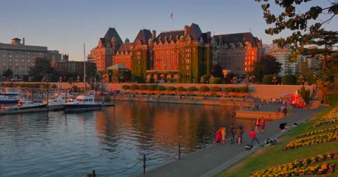 4K Time-lapse Sunset Reflection, Empress Hotel, Victoria BC Stock Footage 41518427