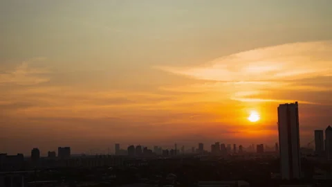 4K Time lapse sunset sunrise and beautiful twilight fluffy storm cloudy Video stock 132043982