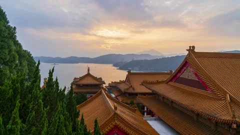 4k Time lapse Sunset of Wenwu temple at Sun moon lake, Taiwan. Video stock 123059941