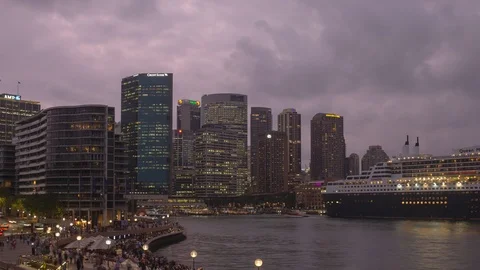 4K Time lapse of  Sydney Harbour quay and promenade towards CBD Vídeo Stock 108865760