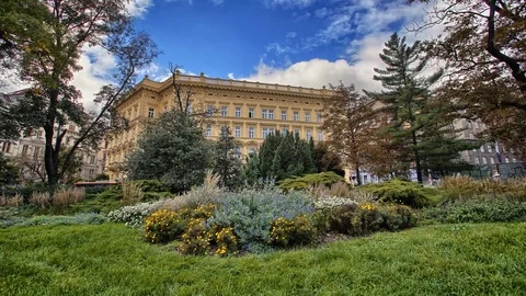 4K Time lapse with view of a historic building Stock Footage 72729982