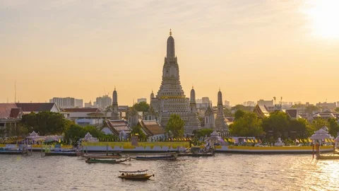 4K Time lapse of Wat Arun Temple at sunset Stock-Footage 123930159