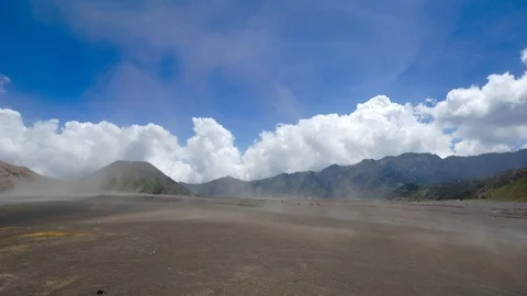 4K Time lapse of whispering sands in Bromo Tengger Semeru national park Stock Footage 88913942