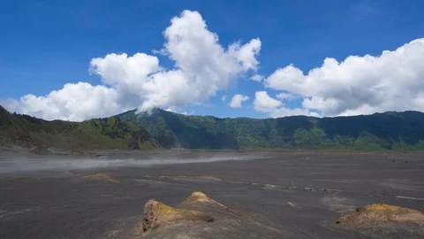4K Time lapse of whispering sands in Bromo Tengger Semeru national park Stock Footage 88933762