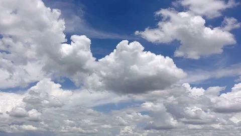 4K time lapse of white clouds. Stock Footage 77415621