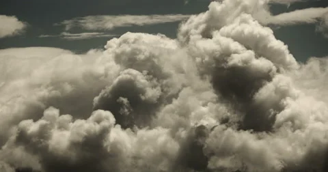 4k time lapse of white puffy cloud mass flying in sky,heaven,Tibet plateau. 库存影片 44808747