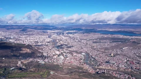 4K Timelapse Aerial view of a full city Tbilisi beautiful shot with drone 動画素材 307427132