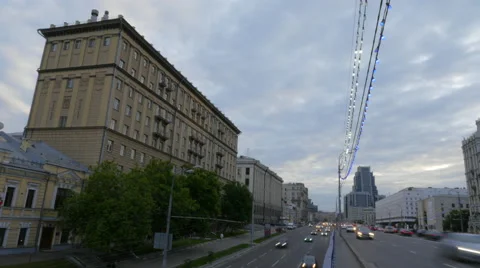 4k timelapse Car lights on the central city streets at evening time Vídeos de archivo 51534061
