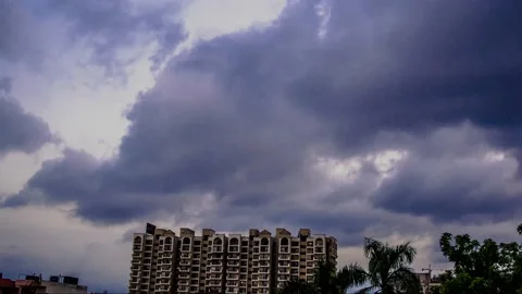 4K Timelapse of Clouds Running Across the blue sky at Sunset. Stock Footage 138567342
