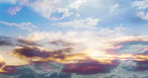 4K timelapse cloudscape. Colorful fluffy clouds Vídeos de archivo 238431339