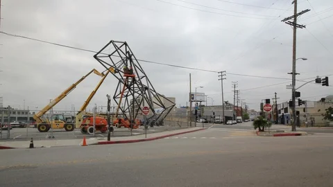 4k Timelapse Construction Team Installing Steel Members at SCI-Arc in DTLA. Stock Footage 111676649