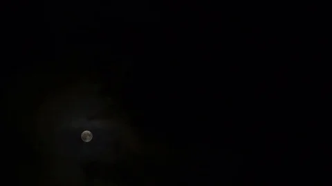 4k timelapse of full moon on dark sky Stock Footage 69780673