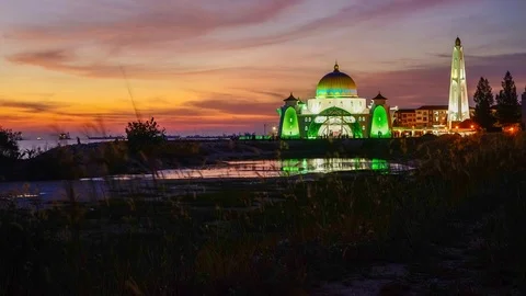4k Timelapse of Malacca Straits Mosque during magnificent sunset. Stock Footage 93055497