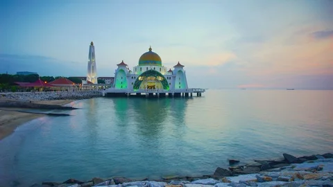 4k Timelapse of Malacca Straits Mosque during magnificent sunset. Stock-Footage 103236172