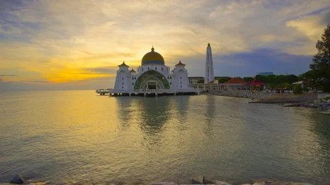 4k Timelapse of Malacca Straits Mosque during magnificent sunset. Video stock 118735450