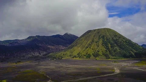 4K Timelapse of Mount Bromo with dramatic cloud movement. Stock Footage 107390207