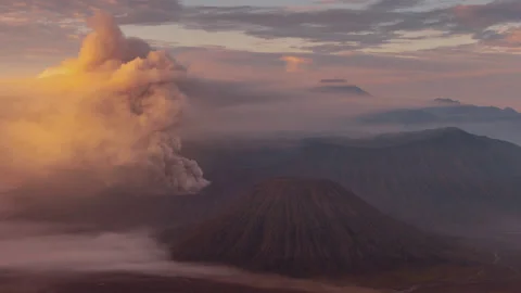 4K Timelapse of Mount Bromo 動画素材 139495420