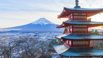 4K Timelapse of Mt. Fuji with Chureito Pagoda at sunset in winter, Japan Stock Footage 86093683