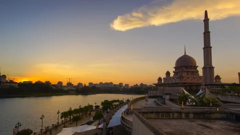 4K Timelapse of Putrajaya Mosque during sunset Stock Footage 200860419