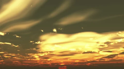 4k timelapse running clouds in sunrise,Coming from a distance,Dawn Scene. Vídeos de archivo 51341471
